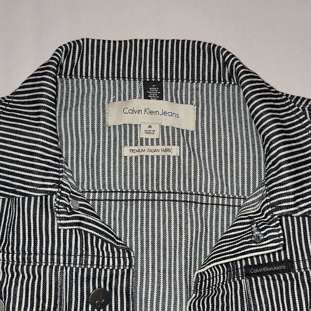 Calvin Klein Clean Line Trucker Teddy Stripe Engineer Denim Jacket NWOT Size M - Picture 3 of 10